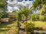 https://images.listonce.com.au/custom/160x/listings/3-hansen-road-kilsyth-vic-3137/508/01526508_img_09.jpg?TACj7hAHW2Q