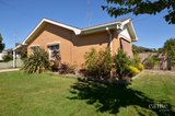 https://images.listonce.com.au/custom/160x/listings/3-harold-street-wendouree-vic-3355/511/01576511_img_01.jpg?DAzeWUR_8f4