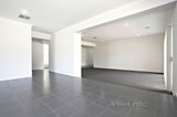 https://images.listonce.com.au/custom/160x/listings/3-hartland-road-point-cook-vic-3030/940/01721940_img_09.jpg?Na028KYUtm8