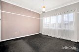 https://images.listonce.com.au/custom/160x/listings/3-hawthorn-grove-wendouree-vic-3355/156/01797156_img_02.jpg?WjTOEgoA2IA