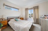 https://images.listonce.com.au/custom/160x/listings/3-heath-close-mooroolbark-vic-3138/823/01571823_img_09.jpg?fY8MxODB3jI