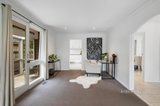 https://images.listonce.com.au/custom/160x/listings/3-herald-court-glen-waverley-vic-3150/450/01590450_img_05.jpg?grsXVlTWKlc