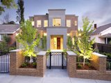 https://images.listonce.com.au/custom/160x/listings/3-hertford-crescent-balwyn-vic-3103/272/01684272_img_01.jpg?GdIyZGiSjCE