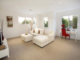 https://images.listonce.com.au/custom/160x/listings/3-hertford-crescent-balwyn-vic-3103/272/01684272_img_11.jpg?WfQA7n6ZepU