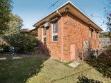 https://images.listonce.com.au/custom/160x/listings/3-hickory-street-templestowe-lower-vic-3107/126/01704126_img_10.jpg?DlOFki2Jg4I