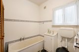 https://images.listonce.com.au/custom/160x/listings/3-hobart-street-ringwood-vic-3134/551/01692551_img_08.jpg?Ggmv5Lhu4ps