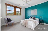 https://images.listonce.com.au/custom/160x/listings/3-holyrood-avenue-strathmore-vic-3041/450/01885450_img_12.jpg?n4ocri6_rS8