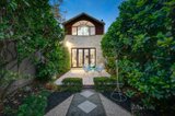 https://images.listonce.com.au/custom/160x/listings/3-hopetoun-grove-south-yarra-vic-3141/829/00919829_img_07.jpg?Ptx-jBKG3Gc