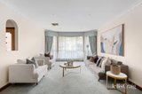 https://images.listonce.com.au/custom/160x/listings/3-hopkins-street-mckinnon-vic-3204/222/01942222_img_03.jpg?-95yKVMtvbs