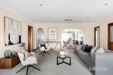 https://images.listonce.com.au/custom/160x/listings/3-hopkins-street-mckinnon-vic-3204/222/01942222_img_09.jpg?JU6M9HsypMw
