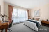 https://images.listonce.com.au/custom/160x/listings/3-hopkins-street-mckinnon-vic-3204/222/01942222_img_11.jpg?MgNaYpUPSfo