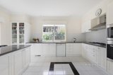 https://images.listonce.com.au/custom/160x/listings/3-hotham-street-beaumaris-vic-3193/749/01045749_img_05.jpg?ayXK6CfJJsc