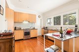 https://images.listonce.com.au/custom/160x/listings/3-illoura-avenue-ringwood-east-vic-3135/386/01879386_img_07.jpg?5KumLjnROfg