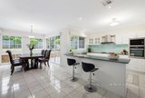 https://images.listonce.com.au/custom/160x/listings/3-jacks-place-ringwood-vic-3134/201/01904201_img_03.jpg?GoPWuHB4W4Y