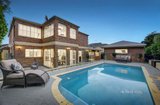 https://images.listonce.com.au/custom/160x/listings/3-jacks-place-ringwood-vic-3134/201/01904201_img_08.jpg?FXIfJbIYgW8