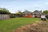 https://images.listonce.com.au/custom/160x/listings/3-kaldor-court-glen-waverley-vic-3150/186/01928186_img_14.jpg?RhEKFxSoBNA