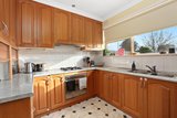 https://images.listonce.com.au/custom/160x/listings/3-karoomba-avenue-herne-hill-vic-3218/642/01699642_img_02.jpg?ktVuz7uygTw