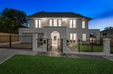 https://images.listonce.com.au/custom/160x/listings/3-kawana-crescent-glen-waverley-vic-3150/174/01660174_img_01.jpg?nqn1Qk1dhak