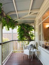 https://images.listonce.com.au/custom/160x/listings/3-kemp-street-burwood-vic-3125/085/00976085_img_15.jpg?9drtWyC6RZ8