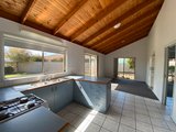 https://images.listonce.com.au/custom/160x/listings/3-klemke-court-grovedale-vic-3216/815/01906815_img_02.jpg?_UWKNlVNqsc