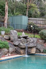 https://images.listonce.com.au/custom/160x/listings/3-laleham-court-eltham-vic-3095/292/01405292_img_12.jpg?lCNDDnyjHy8