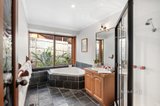 https://images.listonce.com.au/custom/160x/listings/3-landex-court-diamond-creek-vic-3089/345/01125345_img_07.jpg?ZBft2BKS0kw