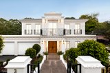 https://images.listonce.com.au/custom/160x/listings/3-landridge-street-glen-waverley-vic-3150/244/01943244_img_02.jpg?S1NMfoXZqL8