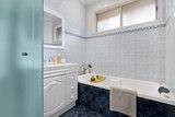 https://images.listonce.com.au/custom/160x/listings/3-lansell-close-ringwood-north-vic-3134/726/01720726_img_07.jpg?kjdk9l8-Yvs