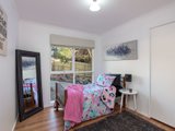 https://images.listonce.com.au/custom/160x/listings/3-lebunya-close-mooroolbark-vic-3138/245/01524245_img_12.jpg?H5wCrla-N0Q