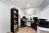 https://images.listonce.com.au/custom/160x/listings/3-leigh-court-eltham-north-vic-3095/881/01322881_img_07.jpg?H7rzjgC1AIQ