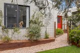 https://images.listonce.com.au/custom/160x/listings/3-lemon-street-campbells-creek-vic-3451/014/01583014_img_20.jpg?k2xI_IrAdDI