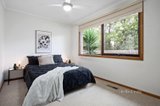 https://images.listonce.com.au/custom/160x/listings/3-liris-court-ringwood-vic-3134/631/01568631_img_07.jpg?eYuT49e2Vws