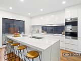 https://images.listonce.com.au/custom/160x/listings/3-loeman-street-strathmore-vic-3041/373/00847373_img_03.jpg?Jg3NTokEG1s