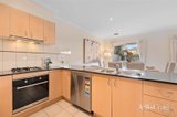https://images.listonce.com.au/custom/160x/listings/3-longleaf-grove-mitcham-vic-3132/710/01905710_img_05.jpg?iuLbNP0Wfnw