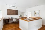 https://images.listonce.com.au/custom/160x/listings/3-lord-place-richmond-vic-3121/227/01239227_img_17.jpg?81JrDDlpBrQ