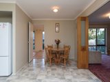 https://images.listonce.com.au/custom/160x/listings/3-lutana-court-mooroolbark-vic-3138/427/01524427_img_08.jpg?hn2Usb8N7Q0