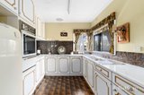 https://images.listonce.com.au/custom/160x/listings/3-magdala-avenue-strathmore-vic-3041/653/01741653_img_05.jpg?kpBHUQ468SA