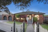 https://images.listonce.com.au/custom/160x/listings/3-manhattan-square-vermont-vic-3133/002/01359002_img_01.jpg?sr2fJwbs8sU