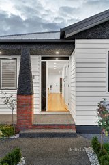 https://images.listonce.com.au/custom/160x/listings/3-manly-court-coburg-north-vic-3058/221/01175221_img_02.jpg?-gKxIGSL29U