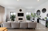 https://images.listonce.com.au/custom/160x/listings/3-marshall-avenue-montmorency-vic-3094/276/01640276_img_04.jpg?3wcvQmLMU3M