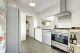 https://images.listonce.com.au/custom/160x/listings/3-mary-street-richmond-vic-3121/285/00402285_img_04.jpg?OucnVSs1cYE