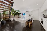 https://images.listonce.com.au/custom/160x/listings/3-mary-street-windsor-vic-3181/525/01903525_img_04.jpg?sHjvp4-4iEU