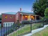 https://images.listonce.com.au/custom/160x/listings/3-mawarra-court-highton-vic-3216/587/01699587_img_18.jpg?ifQhqL6gxns