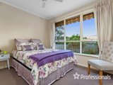 https://images.listonce.com.au/custom/160x/listings/3-mayfield-court-croydon-vic-3136/788/01525788_img_11.jpg?THb-JkxHU10