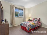 https://images.listonce.com.au/custom/160x/listings/3-mayfield-court-croydon-vic-3136/788/01525788_img_12.jpg?pd1OEBYQo7c