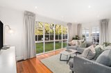 https://images.listonce.com.au/custom/160x/listings/3-mckay-court-ringwood-vic-3134/637/01721637_img_07.jpg?d2RoWPw0LZI