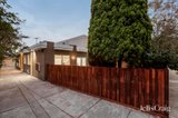 https://images.listonce.com.au/custom/160x/listings/3-meadow-street-st-kilda-east-vic-3183/245/01948245_img_09.jpg?mWUQDlBhQ3w