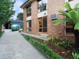 https://images.listonce.com.au/custom/160x/listings/3-merrill-crescent-croydon-hills-vic-3136/778/00620778_img_13.jpg?vE392n-Zkm4