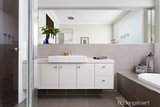 https://images.listonce.com.au/custom/160x/listings/3-milne-road-mont-albert-north-vic-3129/910/01684910_img_09.jpg?b9Q75OKpyV8