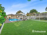 https://images.listonce.com.au/custom/160x/listings/3-minkara-court-croydon-vic-3136/837/01525837_img_17.jpg?PALFljAjxpU